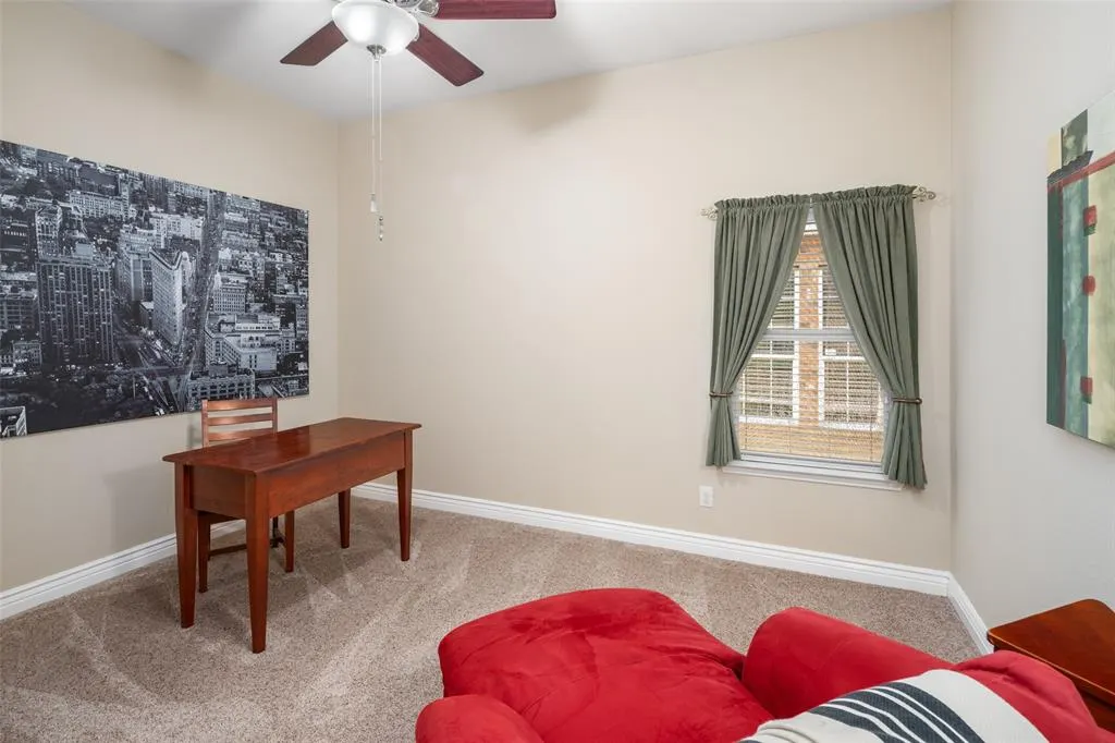 2809 Glendale Way