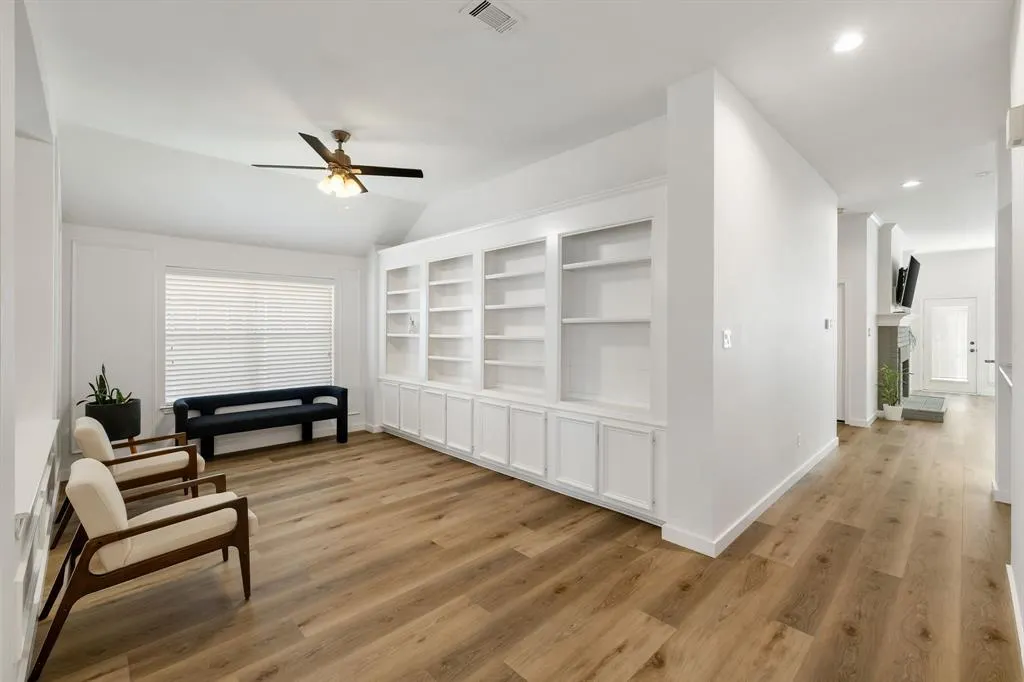 624 Mossycup Oak Drive