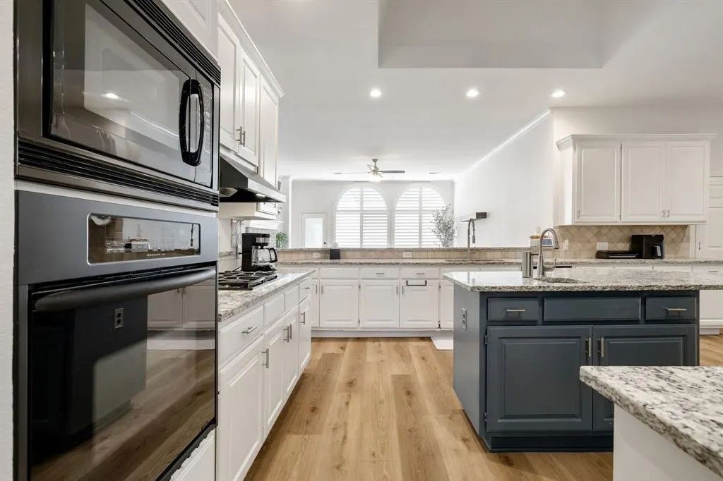 624 Mossycup Oak Drive