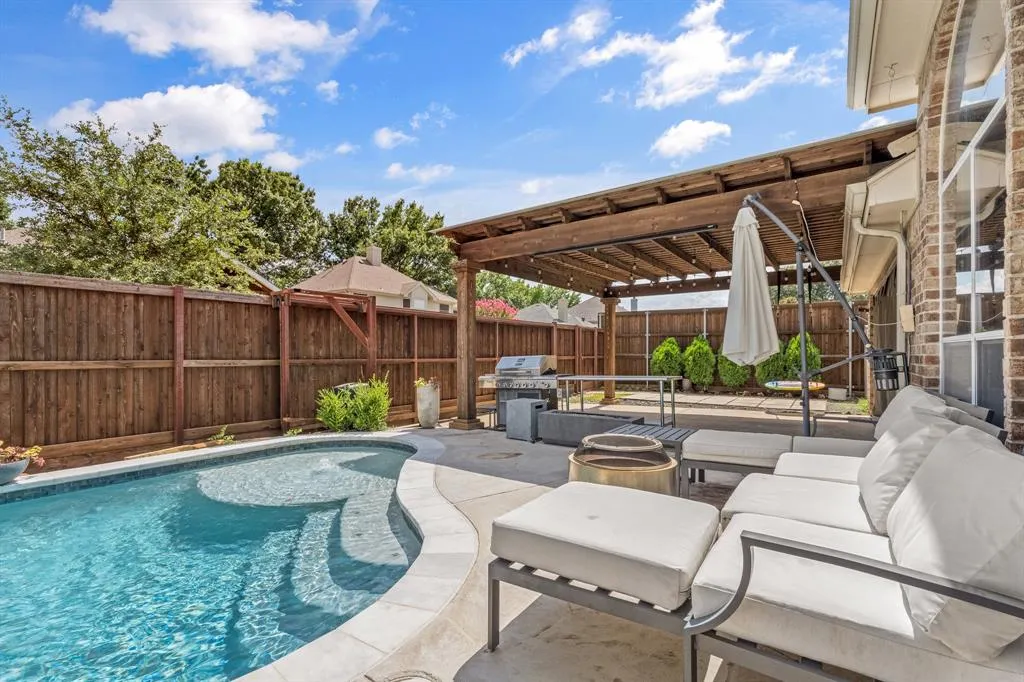 624 Mossycup Oak Drive