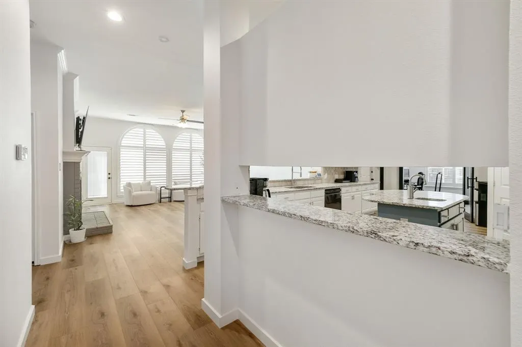 624 Mossycup Oak Drive