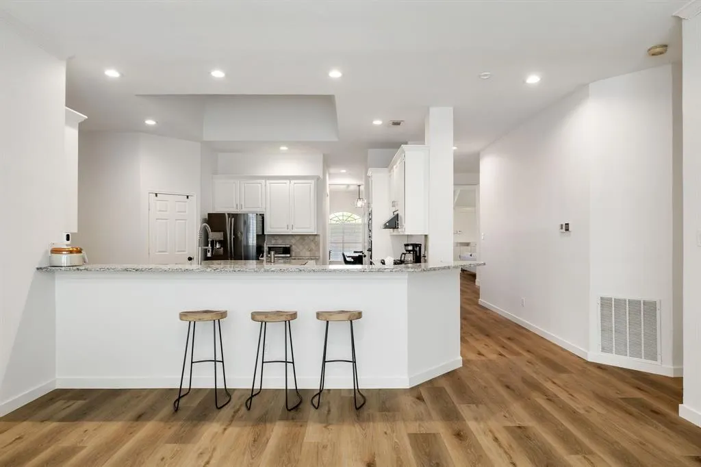 624 Mossycup Oak Drive