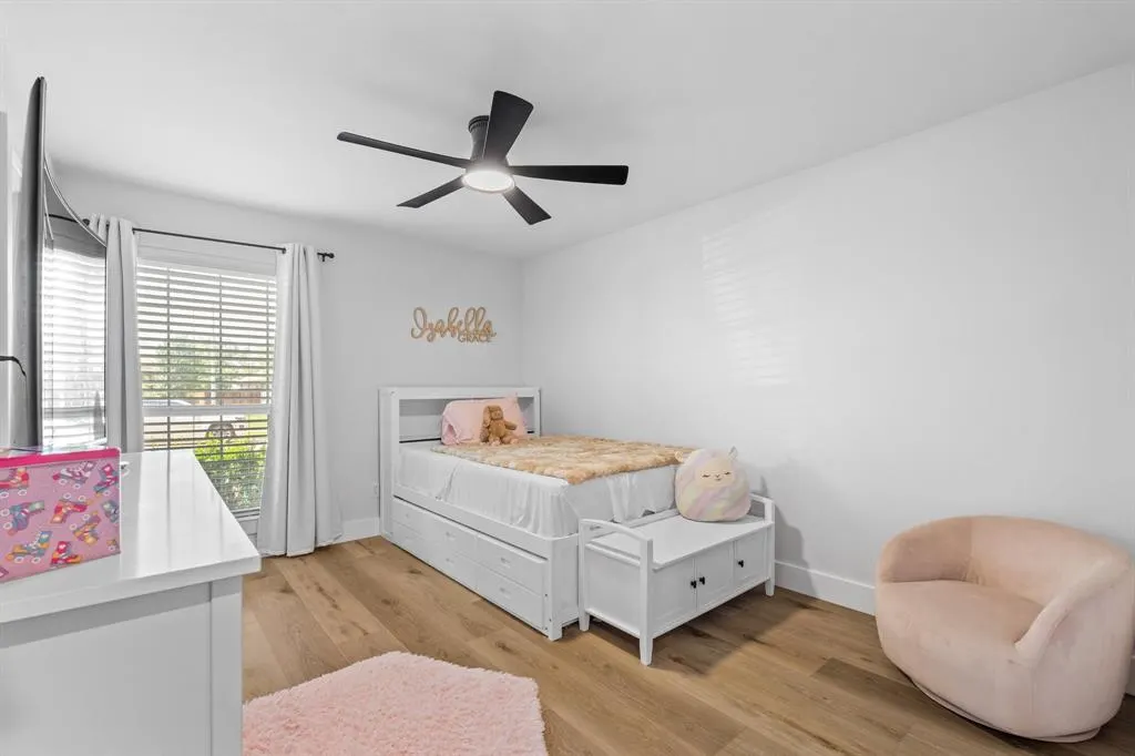 624 Mossycup Oak Drive
