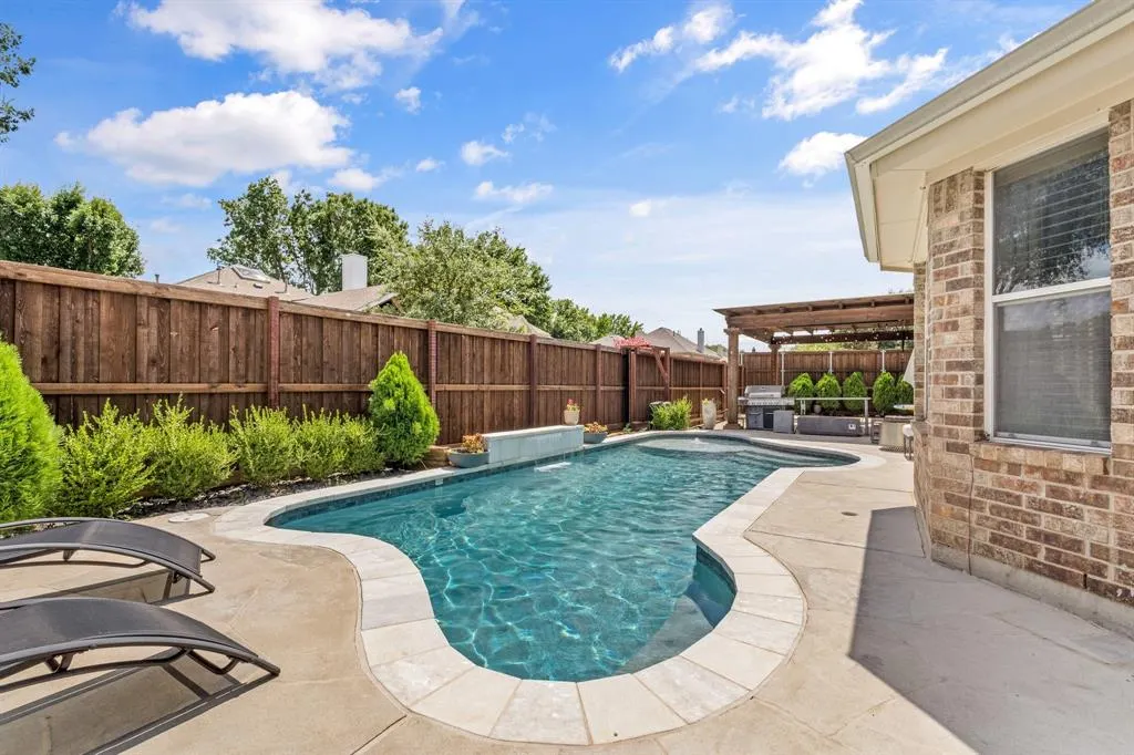 624 Mossycup Oak Drive