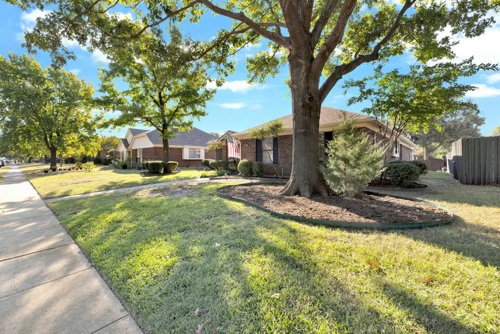 1506 Gardenia Drive