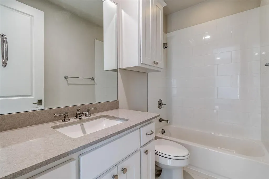 7700 Eastern Avenue, #401