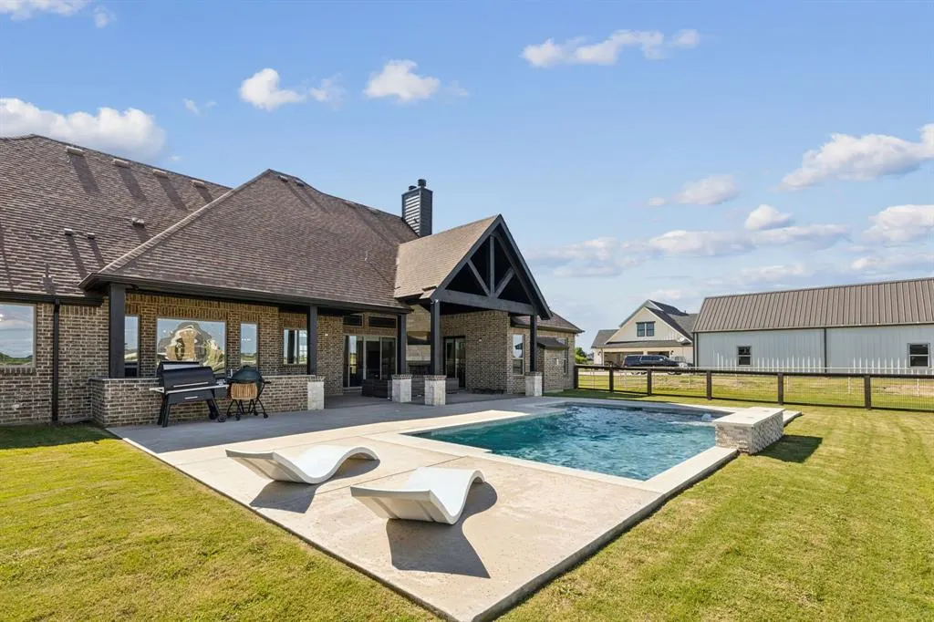 3447 N Preston Lakes Drive