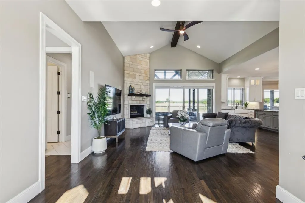 3447 N Preston Lakes Drive