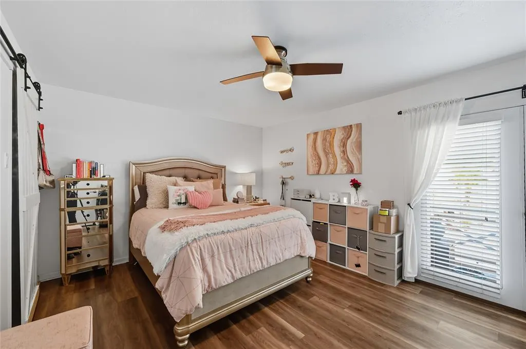 5927 E University Boulevard, #221