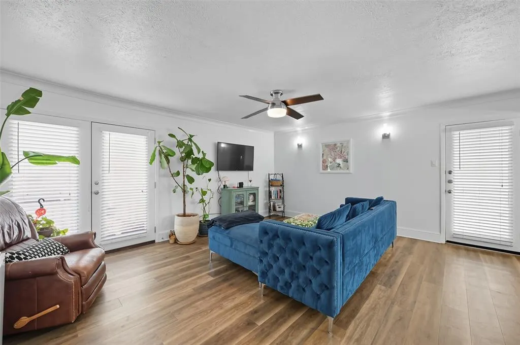 5927 E University Boulevard, #221