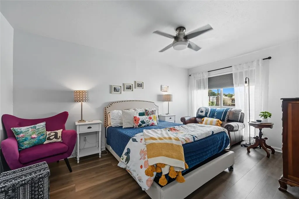 5927 E University Boulevard, #221