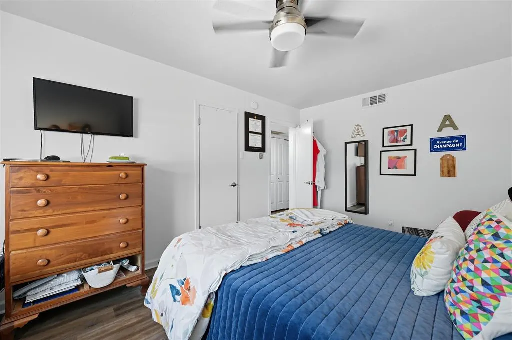 5927 E University Boulevard, #221