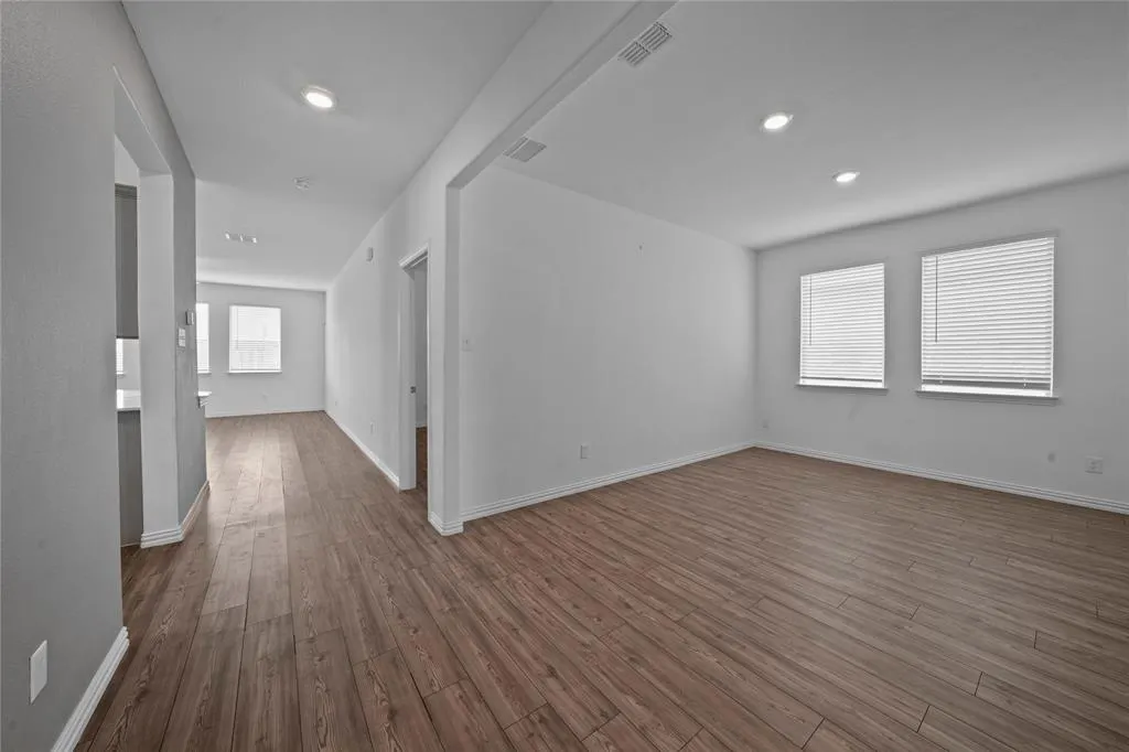 7109 Dandelion Road