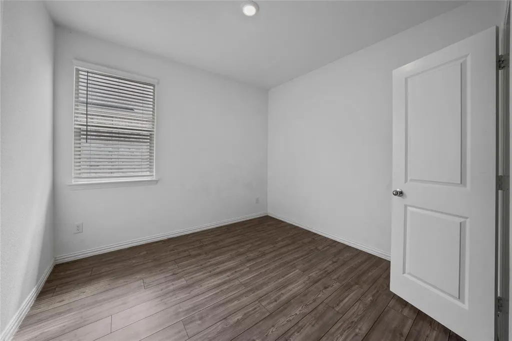 7109 Dandelion Road