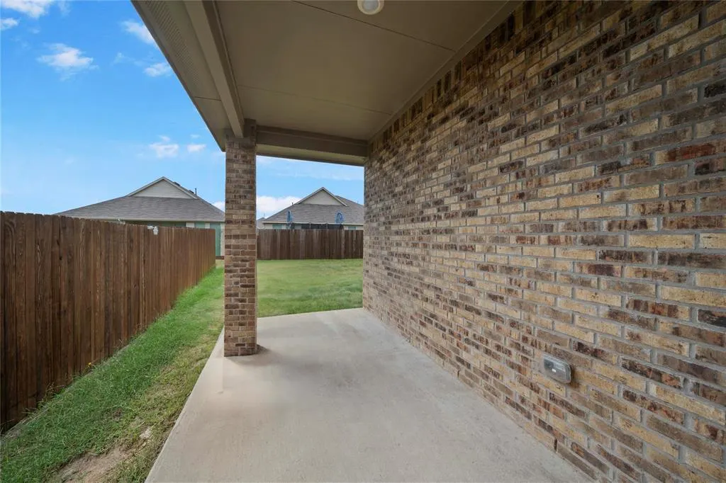 7109 Dandelion Road