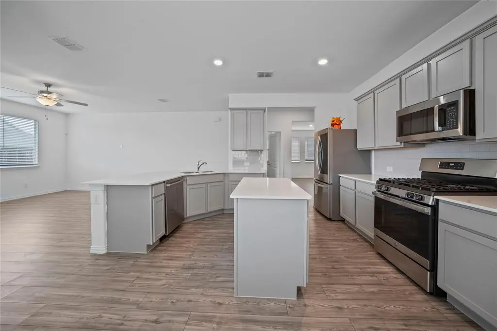 7109 Dandelion Road
