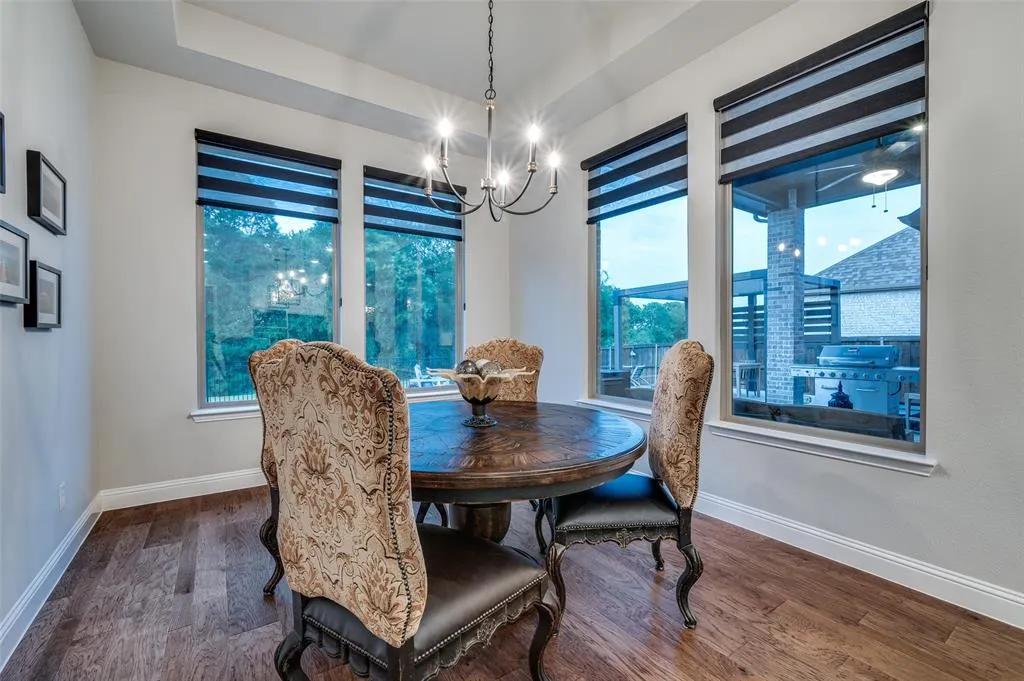 8620 Autumn Lake Trail
