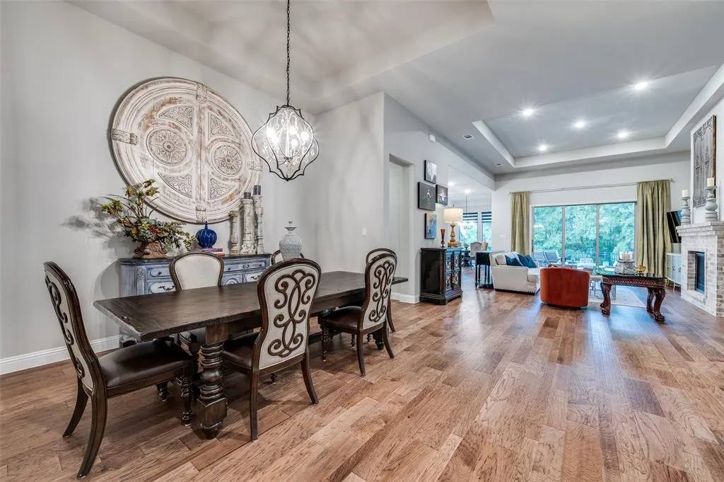8620 Autumn Lake Trail