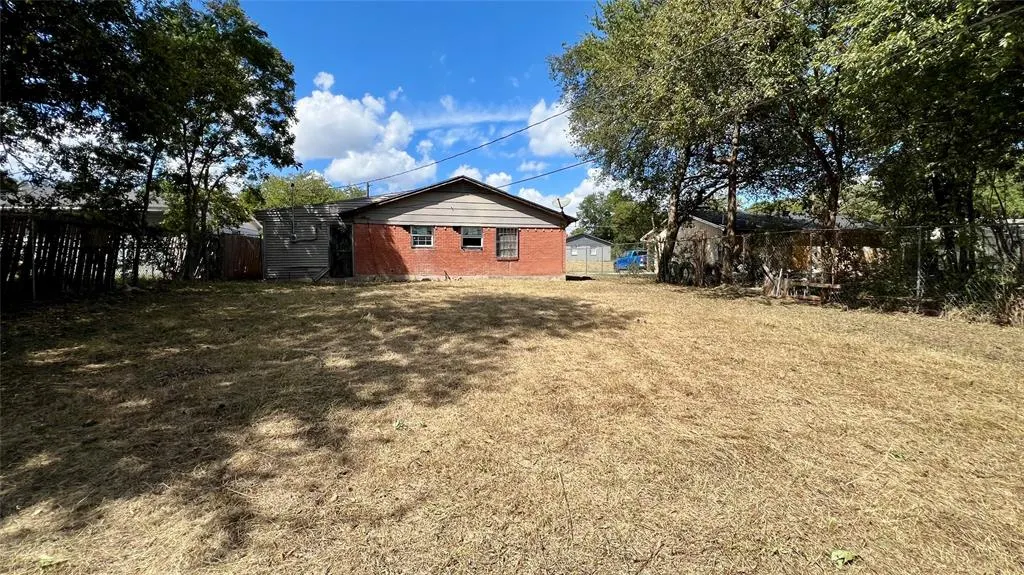 906 Cleardale Drive