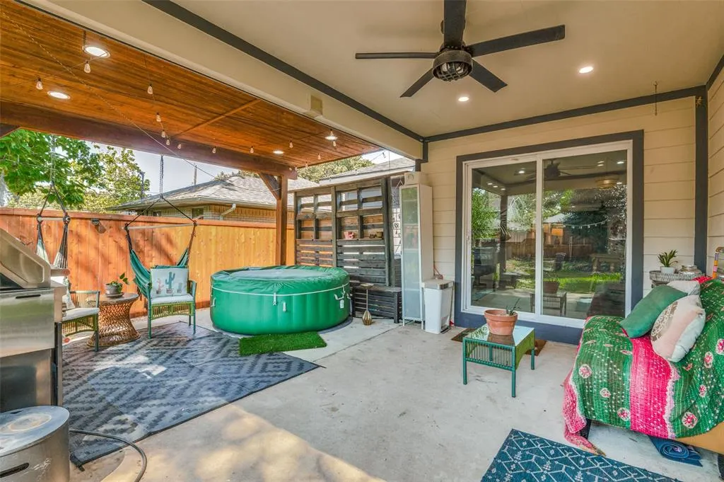2728 Sunset Avenue