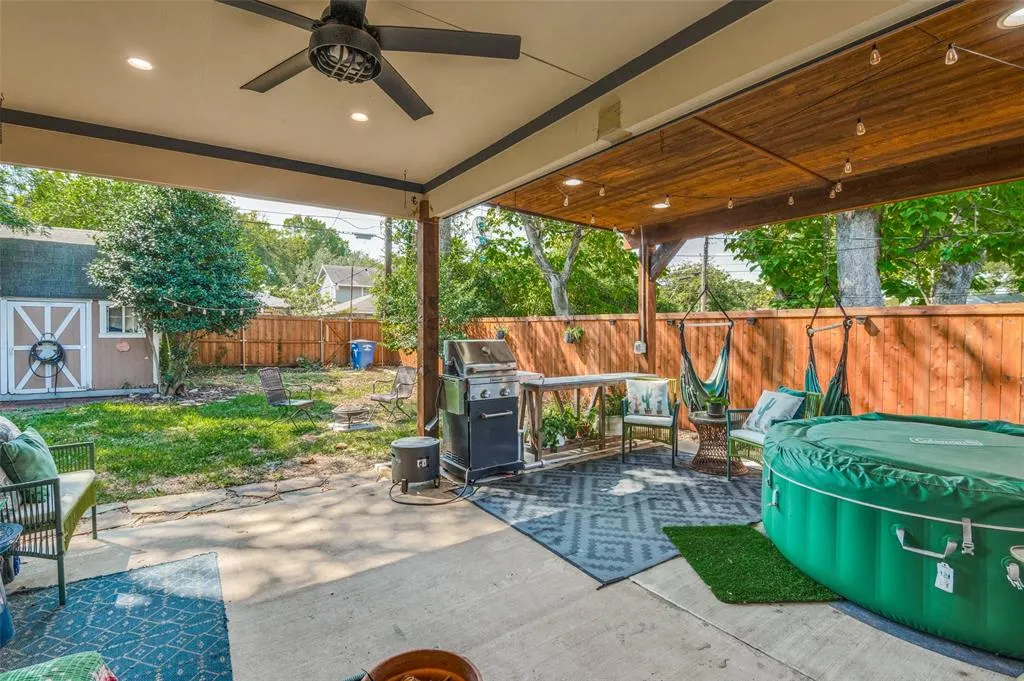 2728 Sunset Avenue