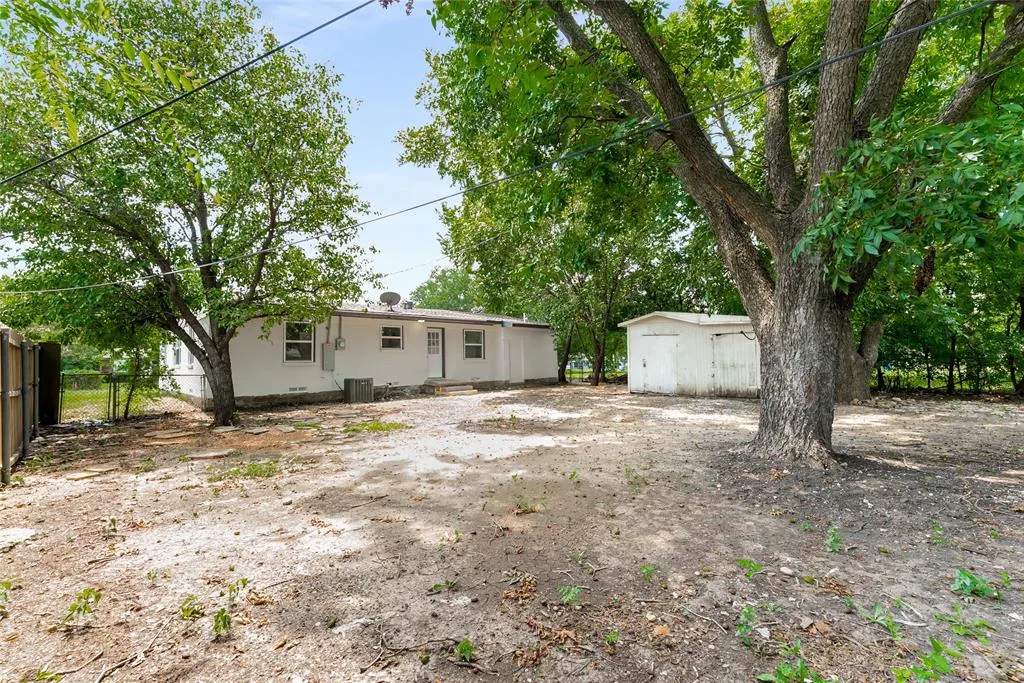 2609 Fenwick Drive
