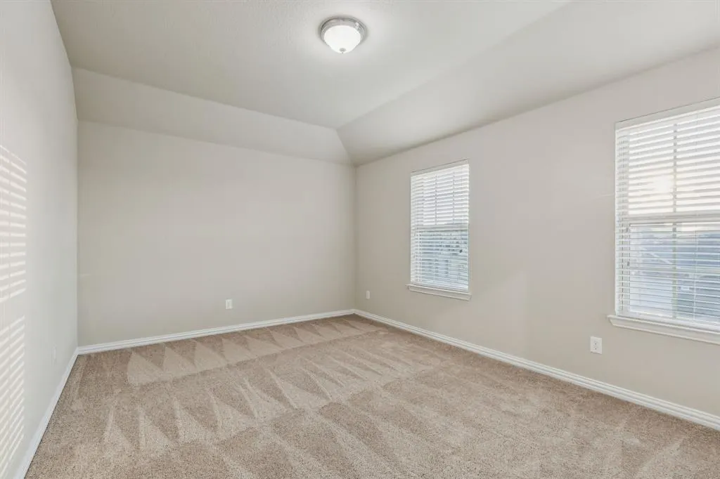 5001 Bluewater Drive