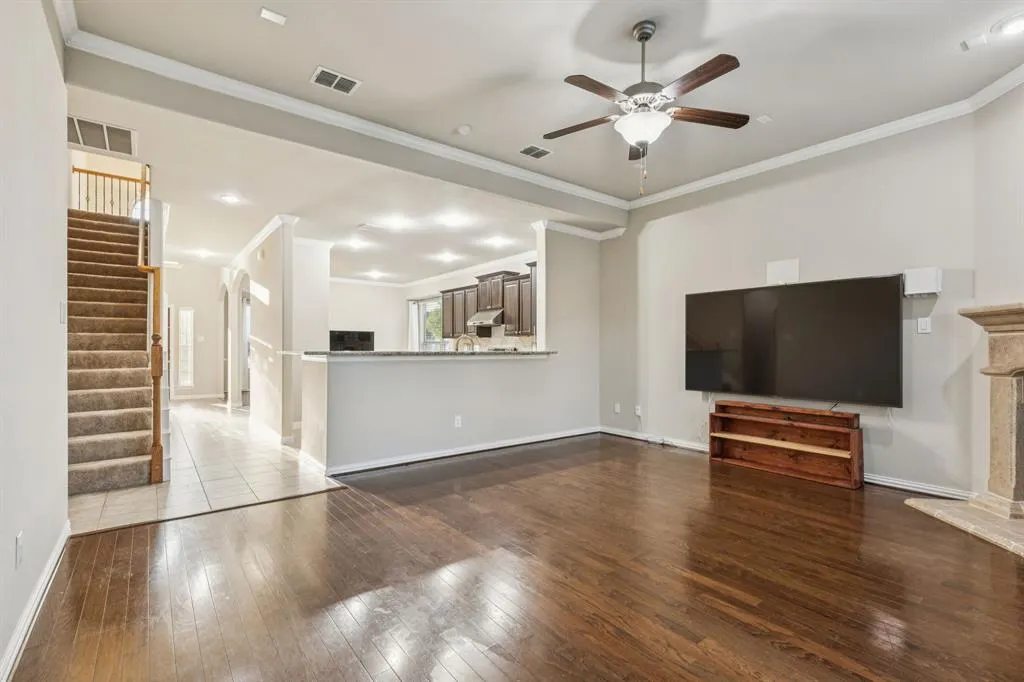5001 Bluewater Drive