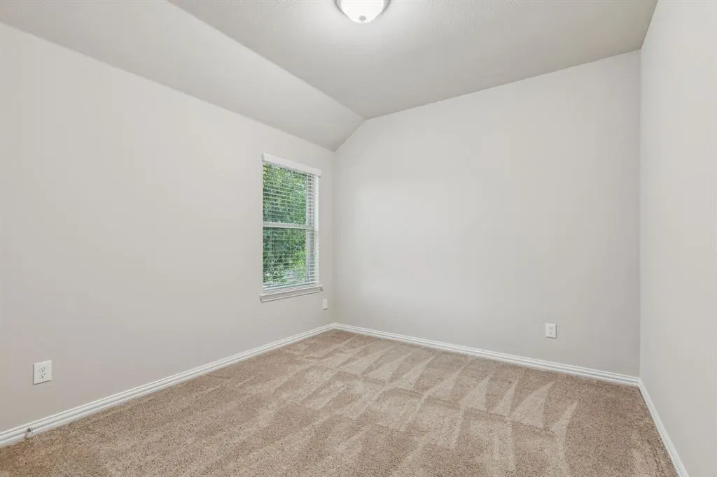 5001 Bluewater Drive