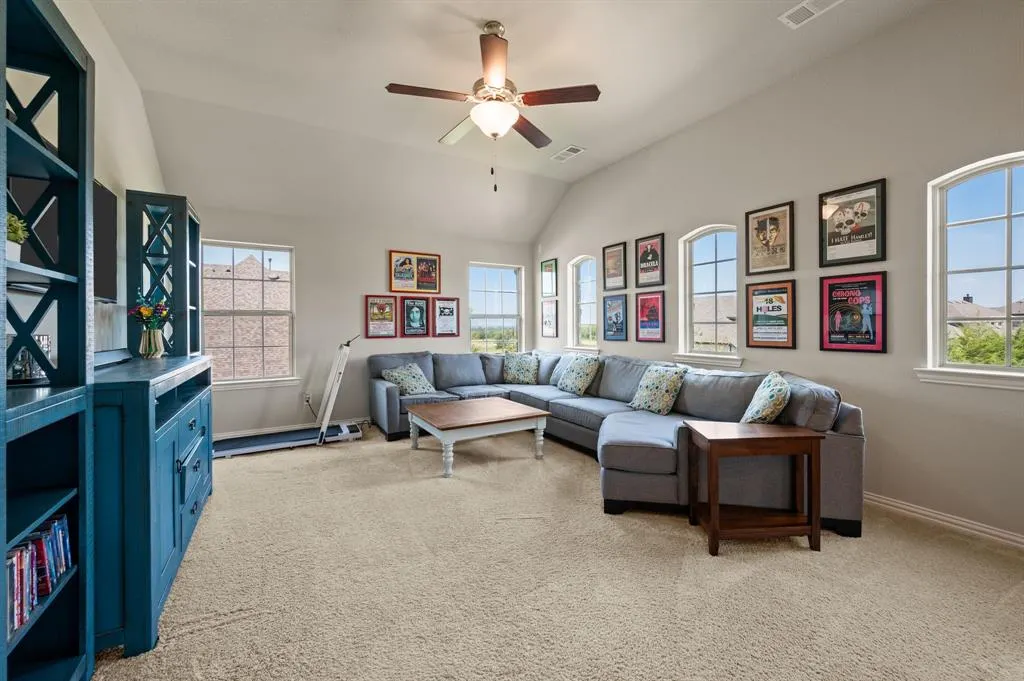 708 Parkland Drive