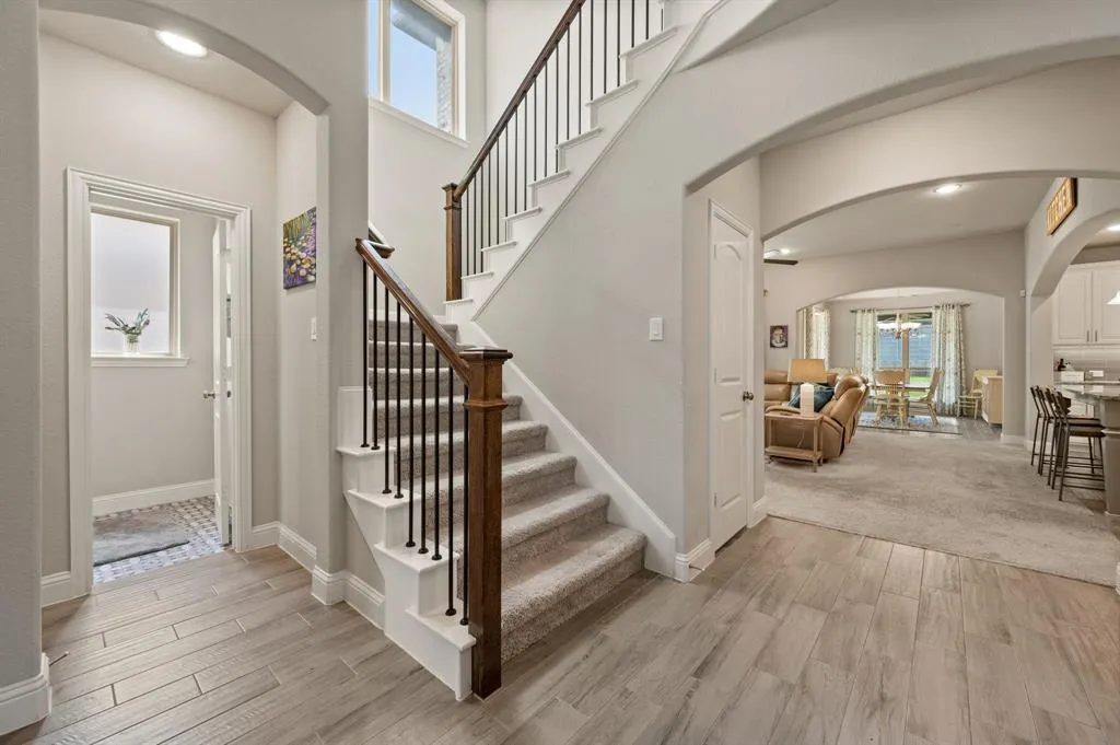 708 Parkland Drive