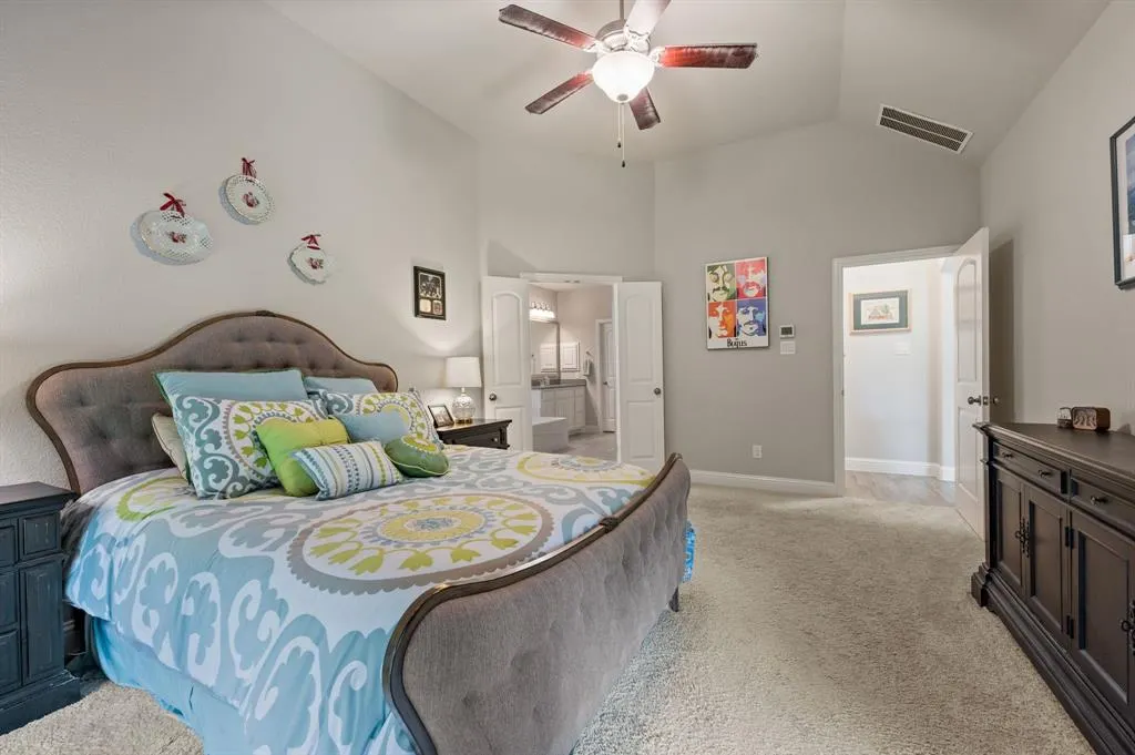 708 Parkland Drive