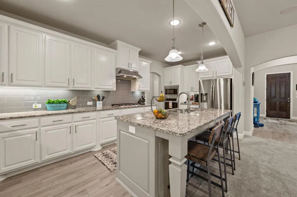 708 Parkland Drive