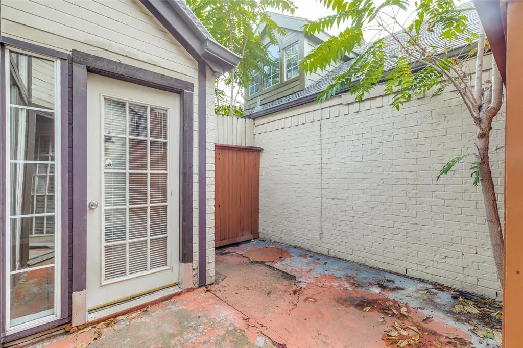 3148 Royal Gable Drive