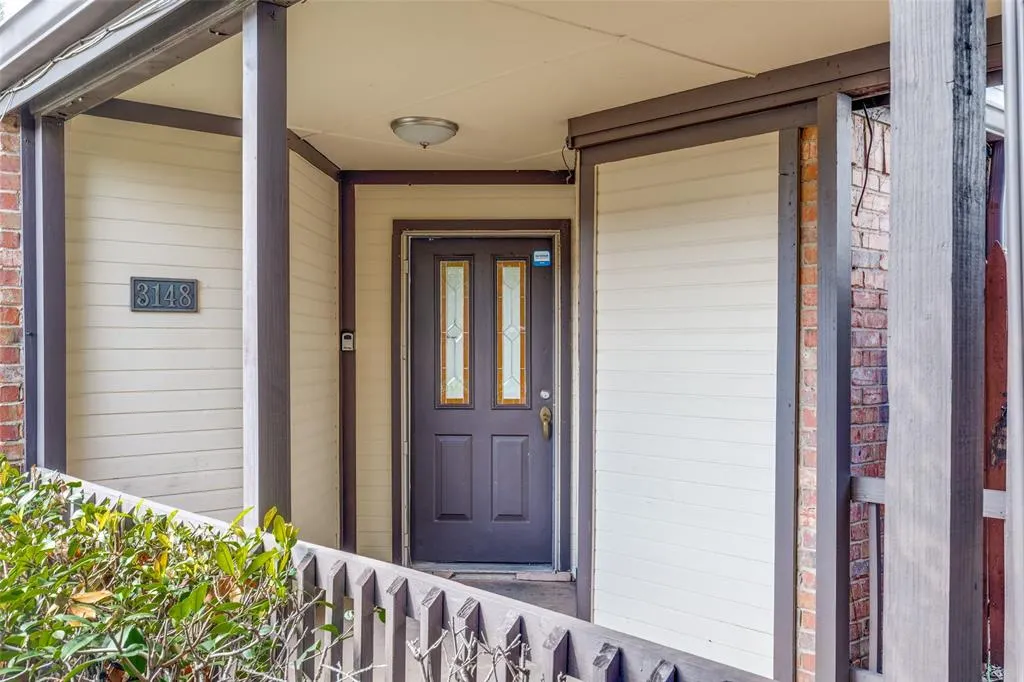 3148 Royal Gable Drive