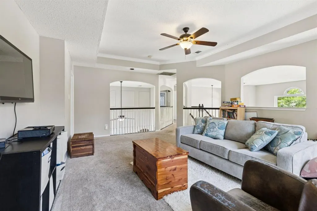 7305 Hobart Circle