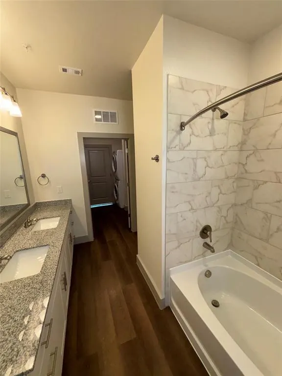 300 Lucas Lane, #114