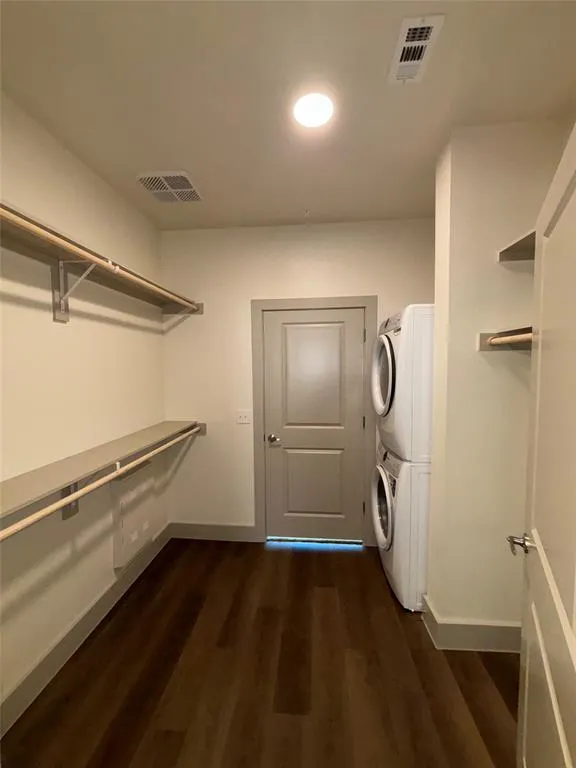 300 Lucas Lane, #114