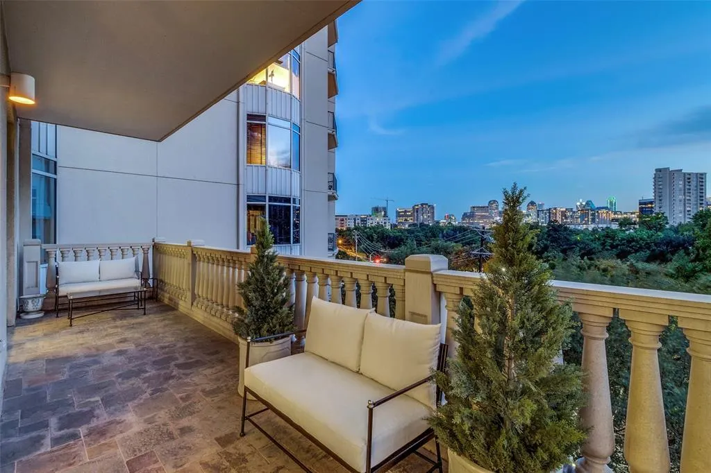 3505 Turtle Creek Boulevard, #4C