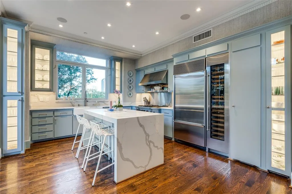 3505 Turtle Creek Boulevard, #4C