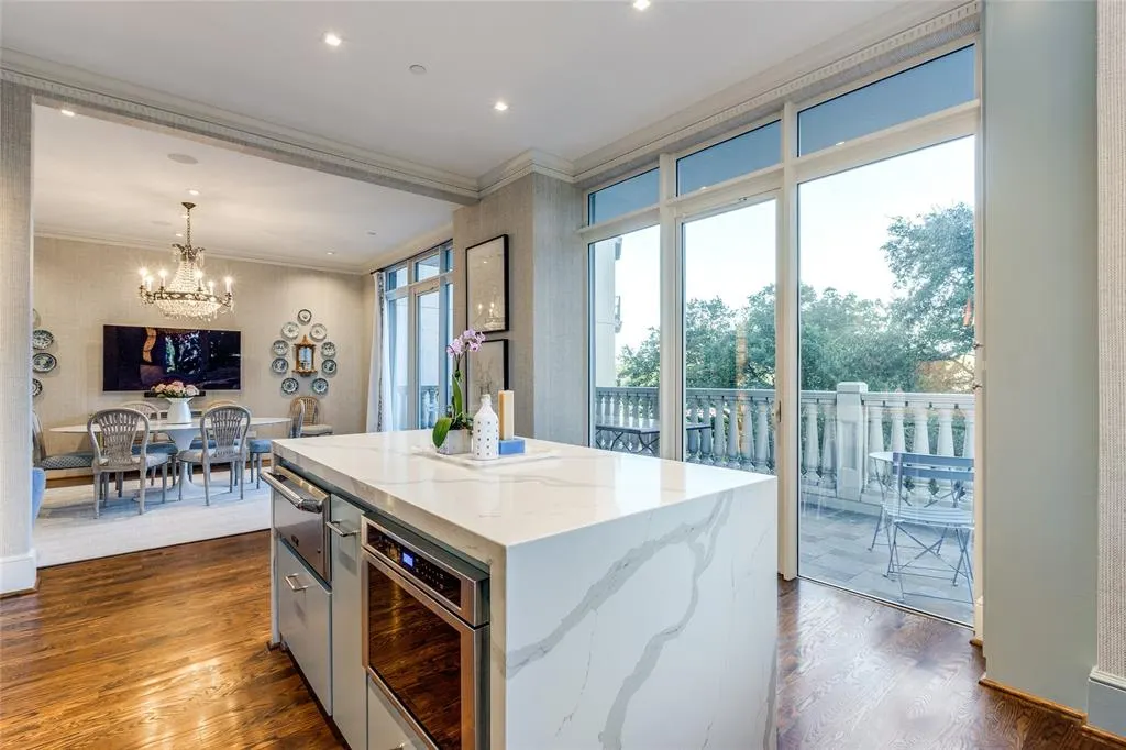 3505 Turtle Creek Boulevard, #4C