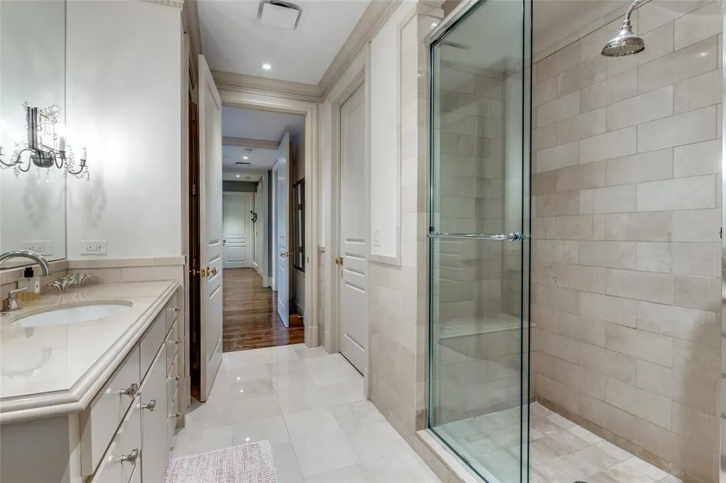 3505 Turtle Creek Boulevard, #4C