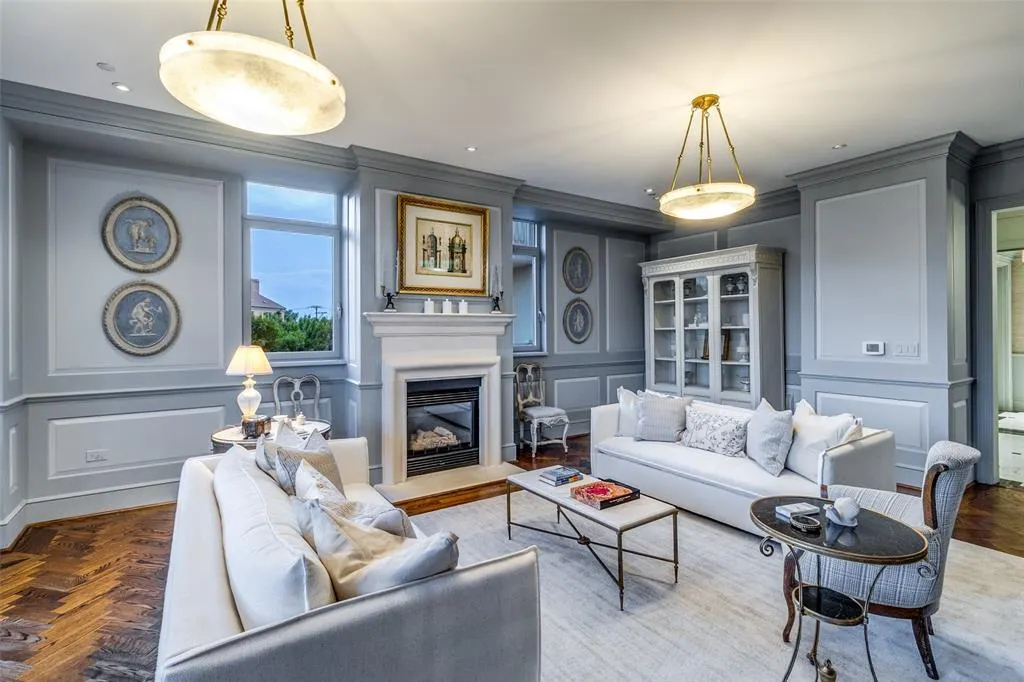 3505 Turtle Creek Boulevard, #4C