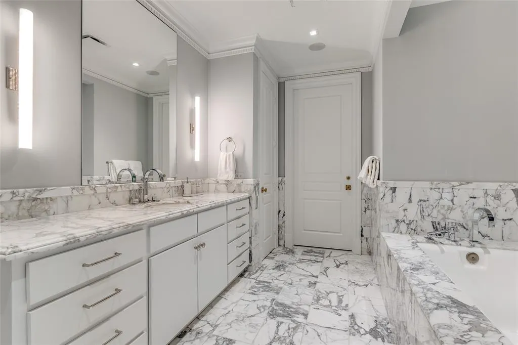 3505 Turtle Creek Boulevard, #4C