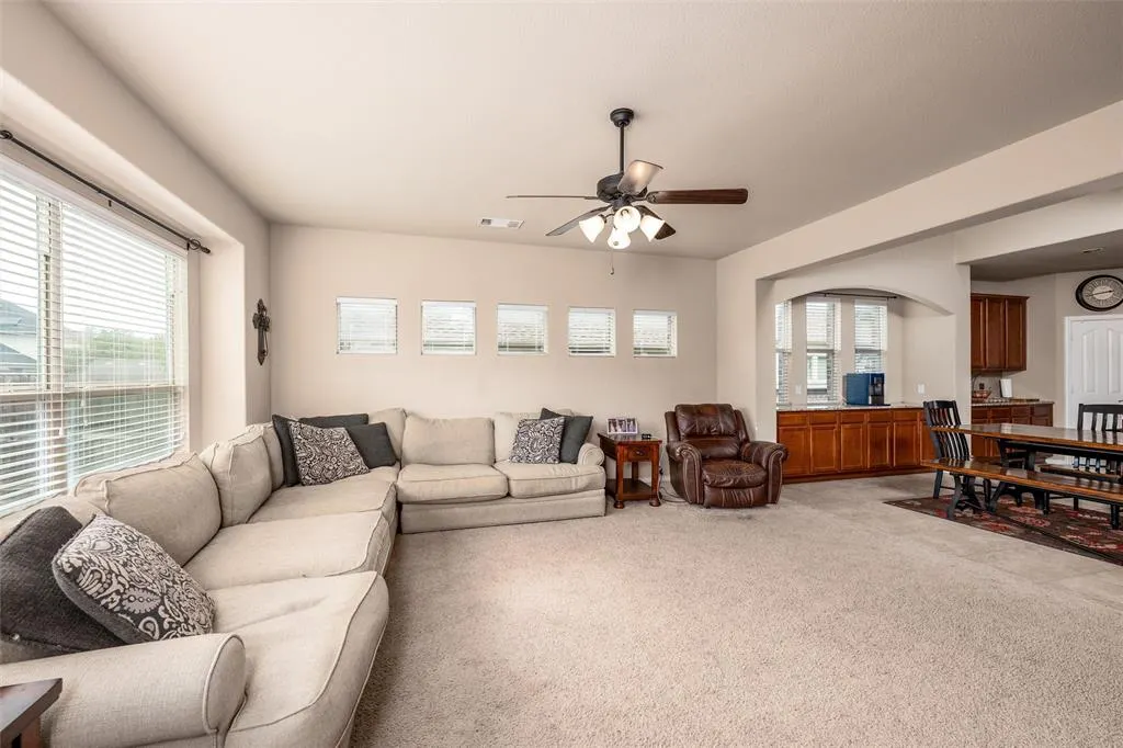2612 Nocona Way