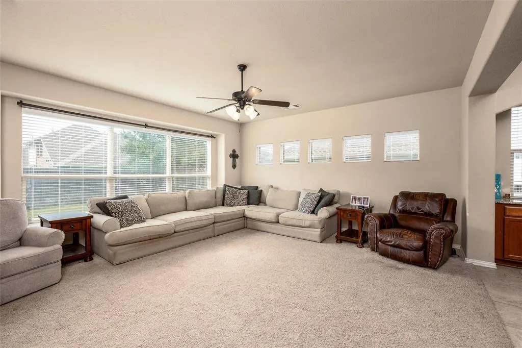 2612 Nocona Way