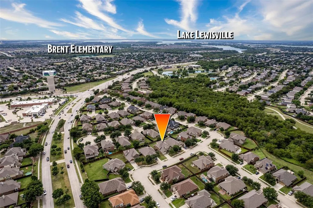 2612 Nocona Way