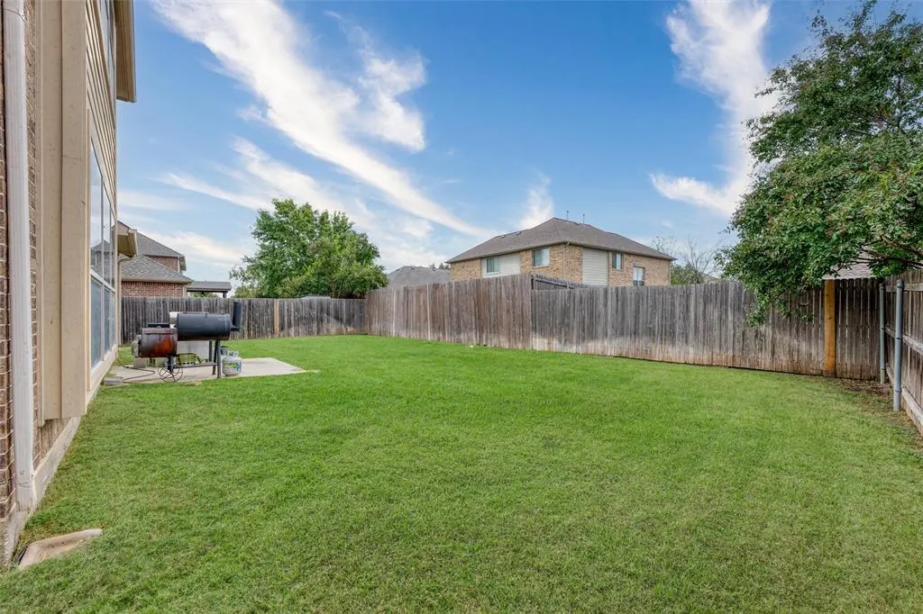 2612 Nocona Way