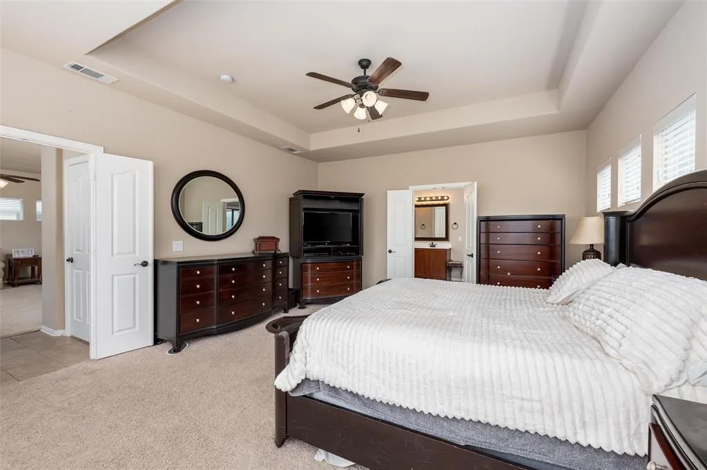 2612 Nocona Way