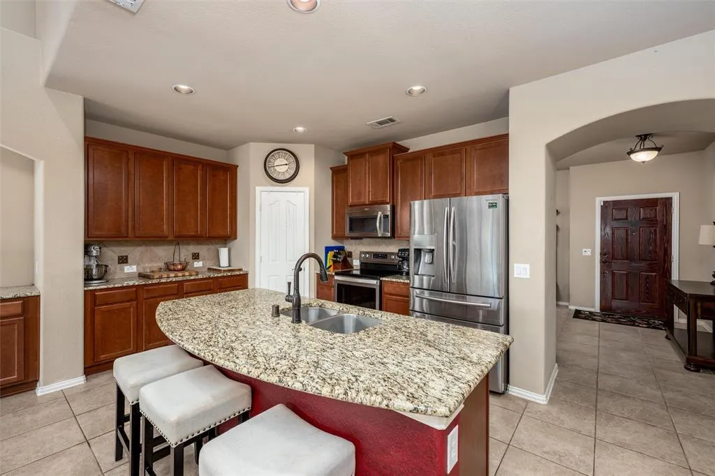 2612 Nocona Way